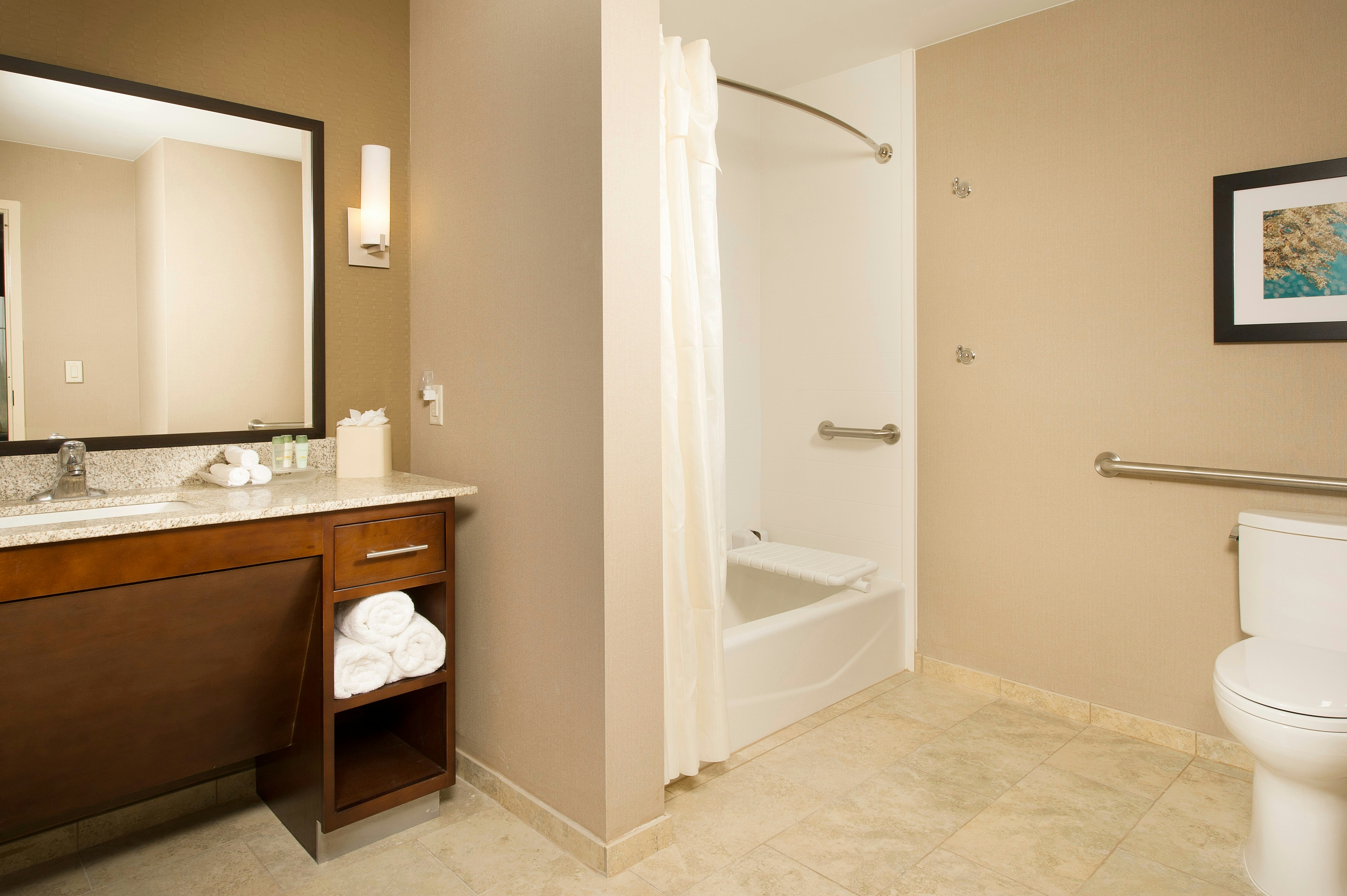 SUITE, 2 QUEEN BEDS, ACCESSIBLE