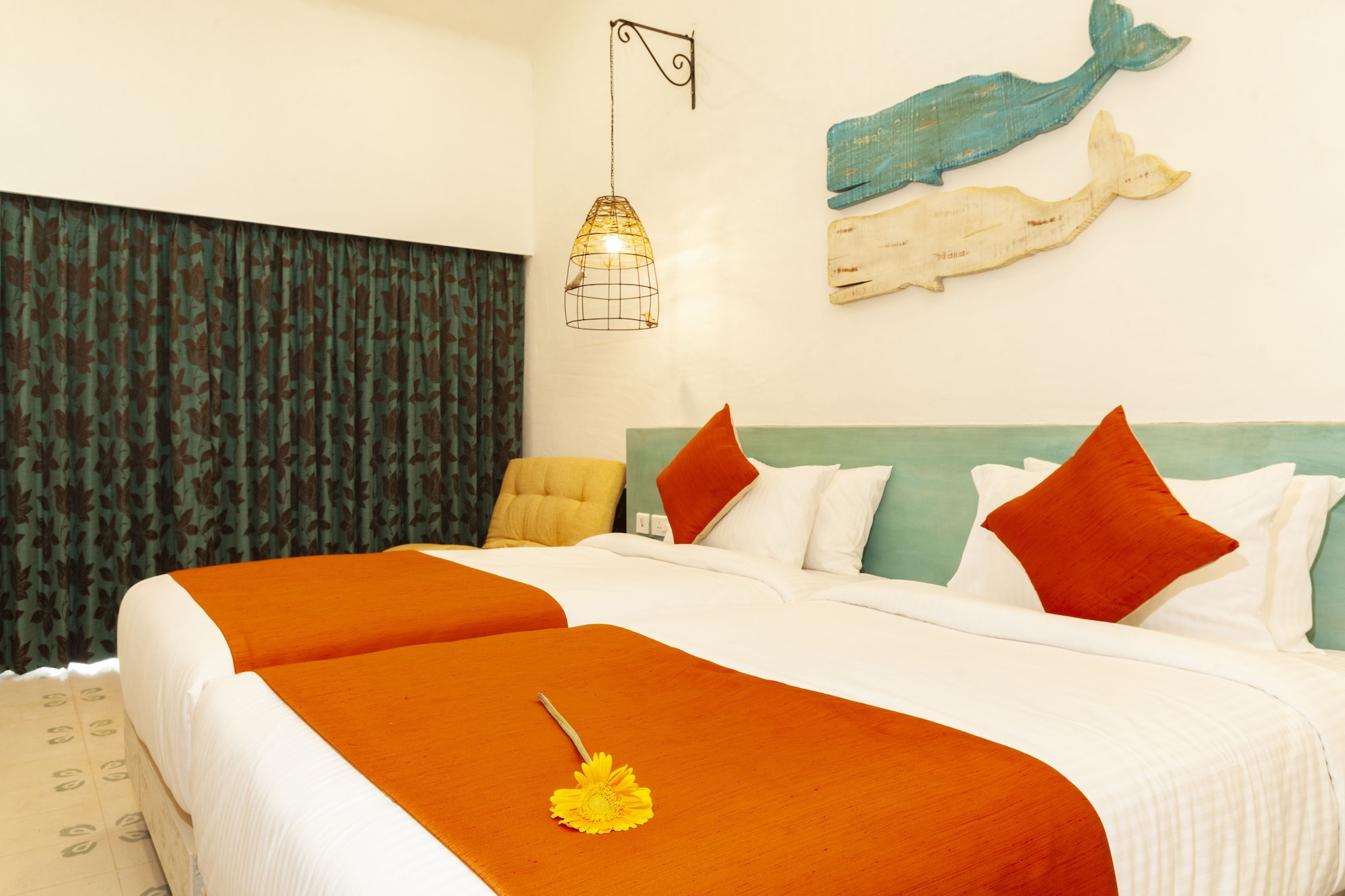 PREMIER, DOUBLE OR TWIN BED