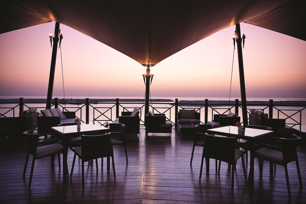 منتجع موڤنبيك شاطئ الخُبر(Movenpick Beach Resort Al Khobar) 57/71
