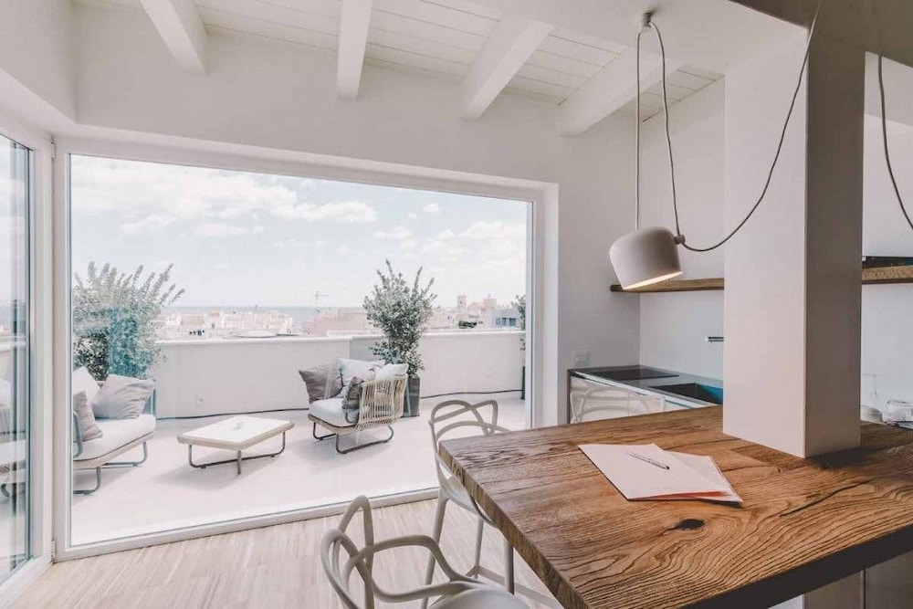 Suite 10 Home Design & Spa 58/69