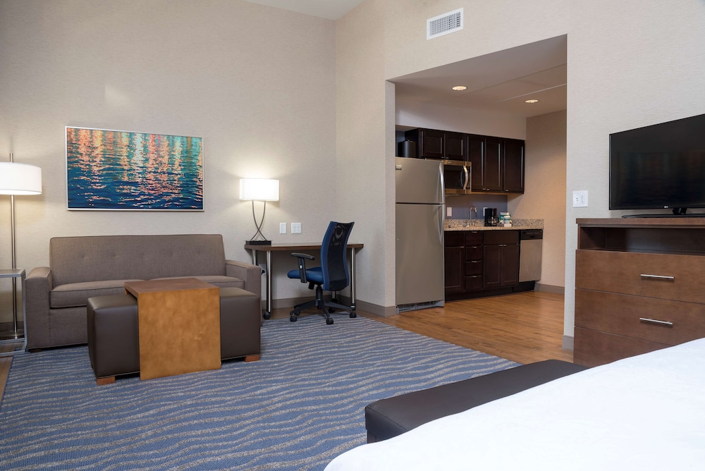 Homewood Suites by Hilton Grand Rapids Downtown 38/56