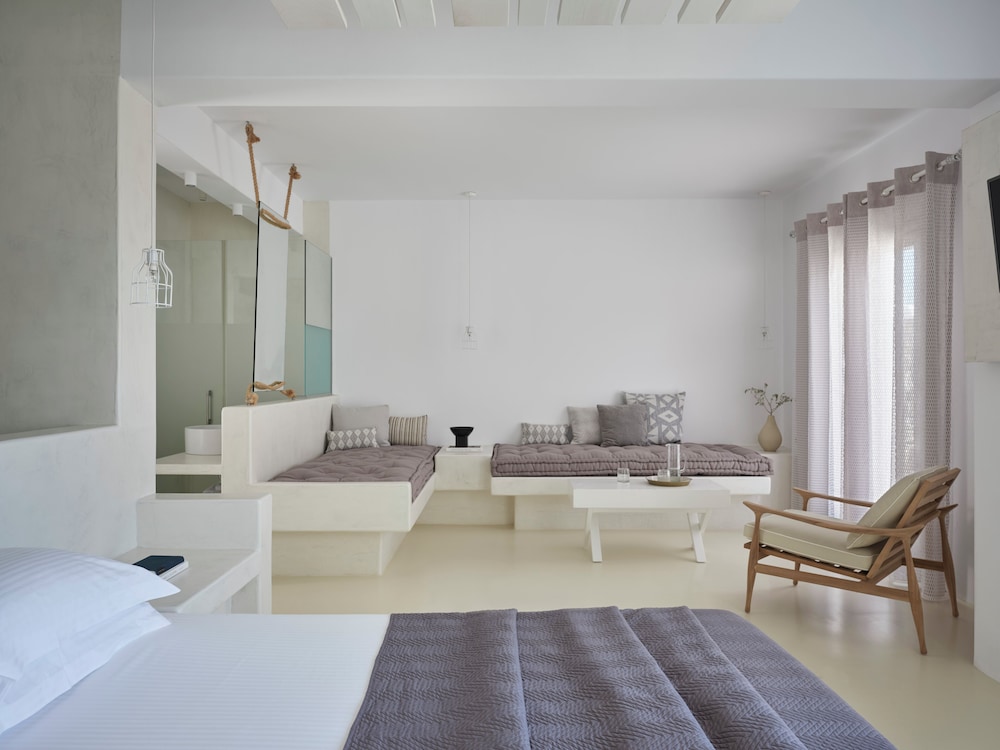 Myconian Sunrise Relais & Chateaux Hotel 71/86