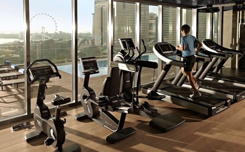Pan Pacific Serviced Suites Beach Road 26/50