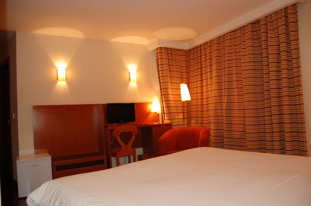 Hotel Central Parque 5/24