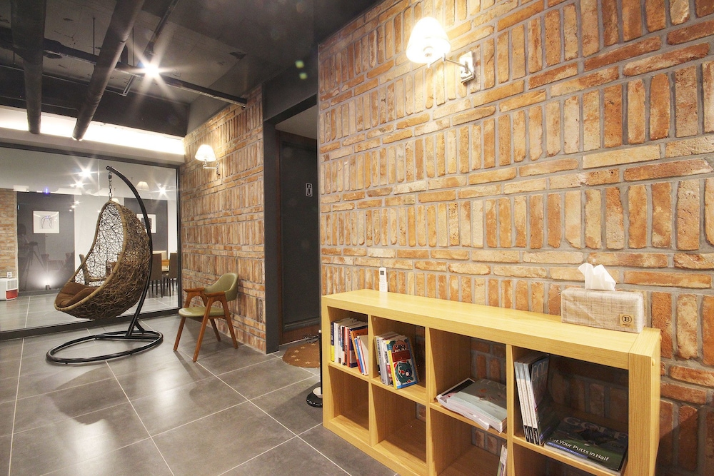 Brown-Dot Seomyeon 1 17/50