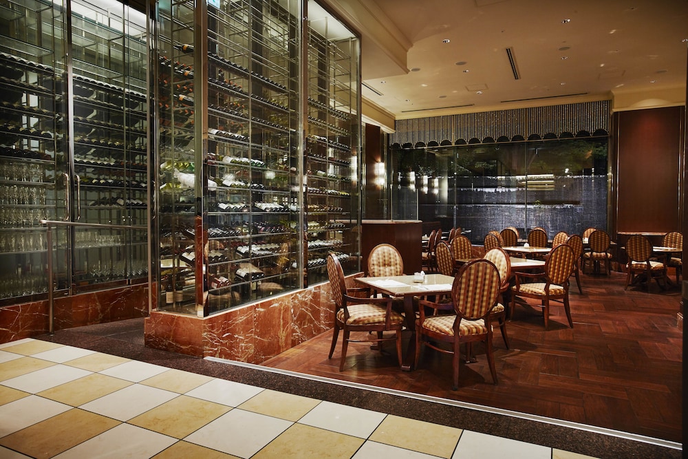 Royal Park Hotel 32/48