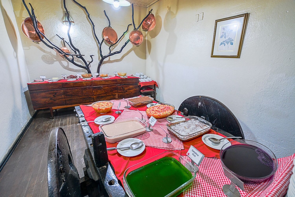 Hotel Cabeça de Boi 30/50