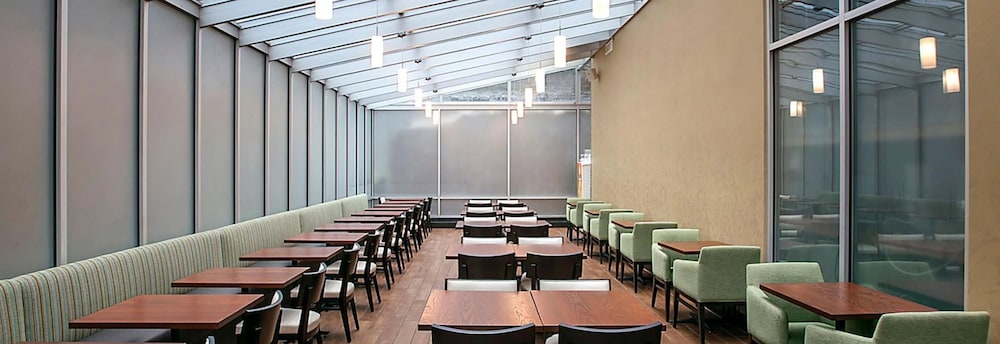 Holiday Inn Manhattan 6th Avenue Chelsea 38/41