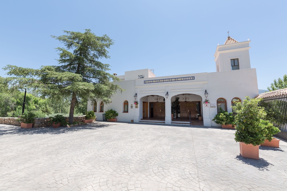 Hotel Villa de Laujar 47/59