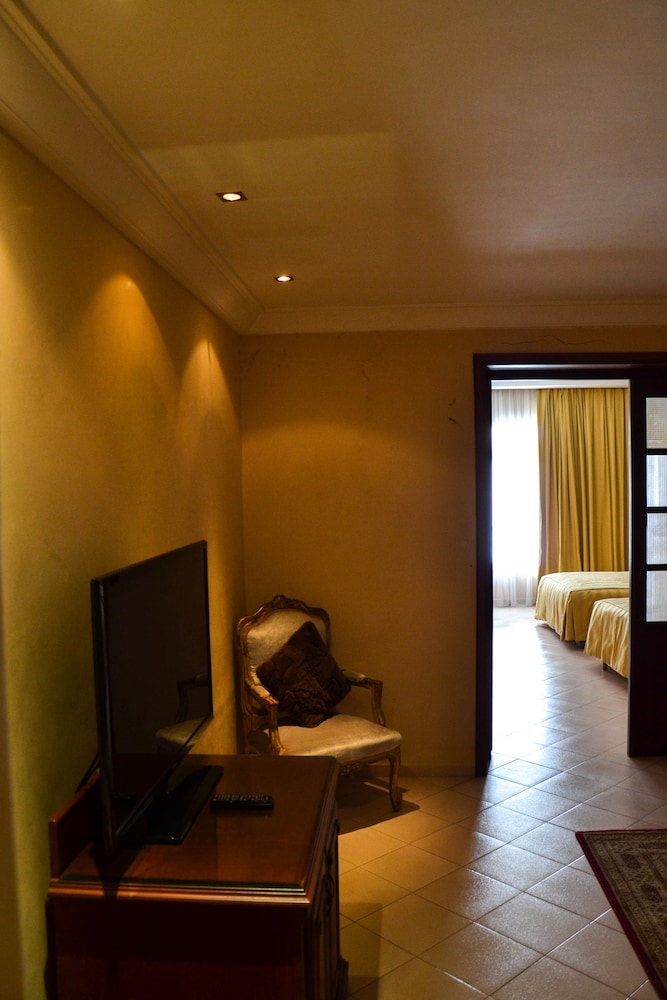 Azur Hotel 23/35
