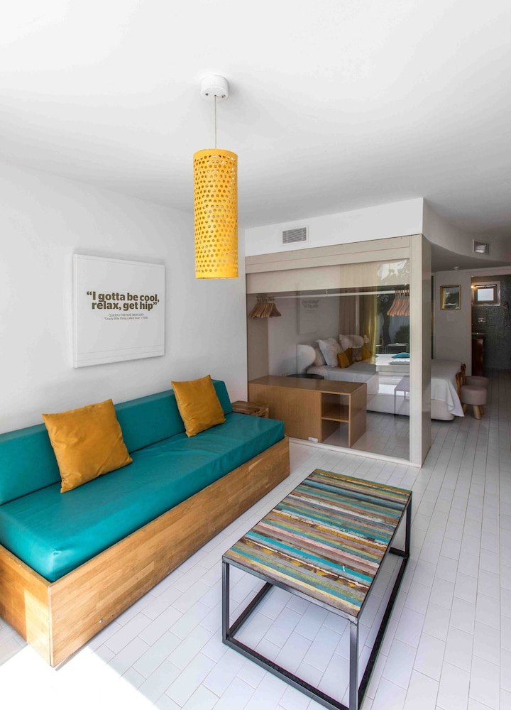 AMA Ibiza Beachfront Suites - Adults Only 22/64
