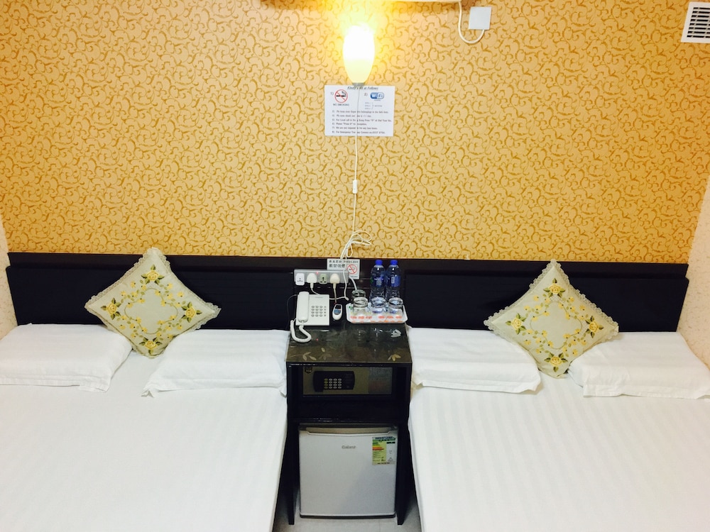 Modern Hotel 18/76