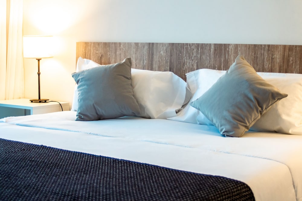 Ramada Residences by Wyndham Puerto Madryn CQ Mitre 20/52