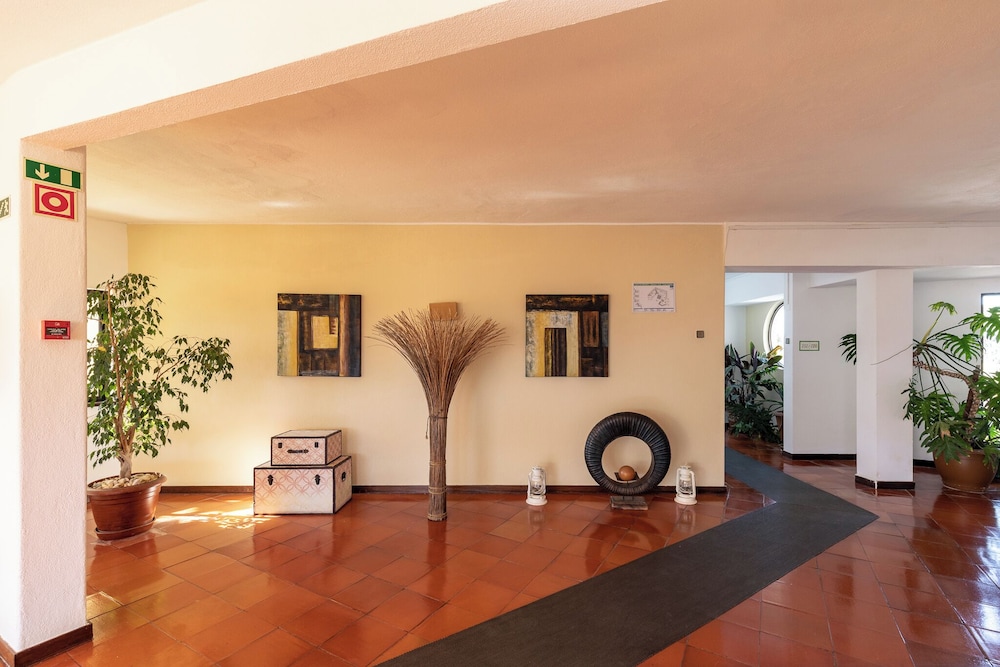 Praia Da Lota Resort Apartments 21/85