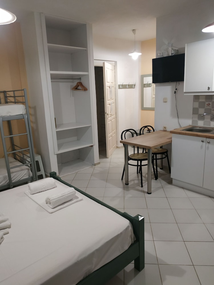 Renia Hotel 29/60
