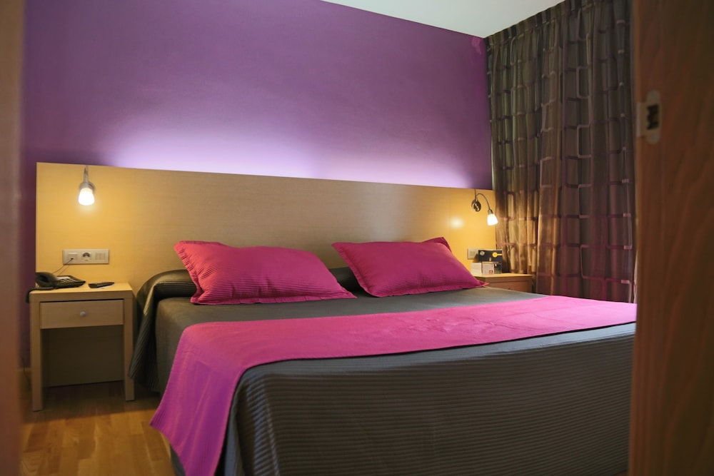 R2 Romantic Fantasia Dreams And Suites Hotel Adults Only 17/64