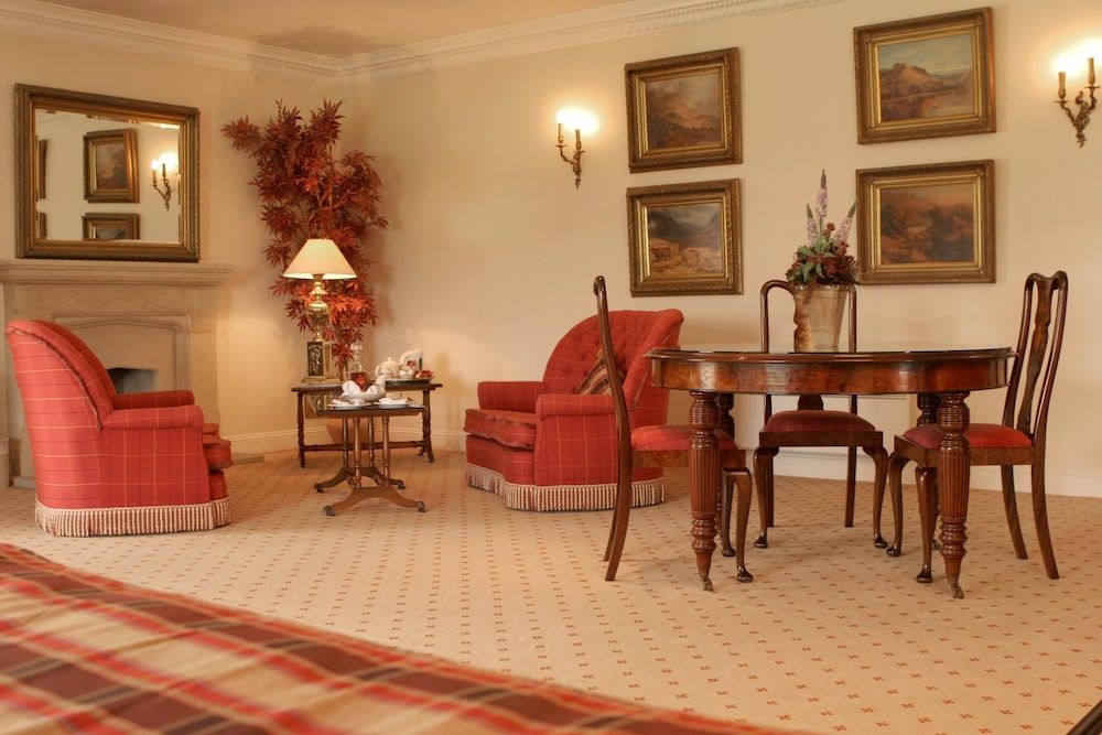 Whittlebury Hall Hotel & Spa 61/67
