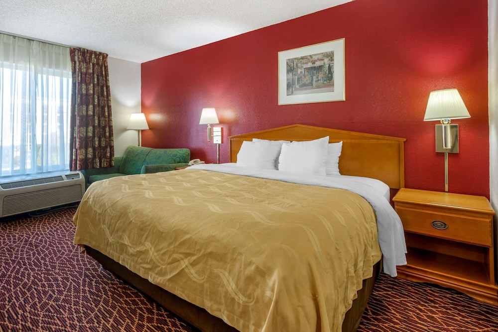 Quality Inn Northlake 11/34