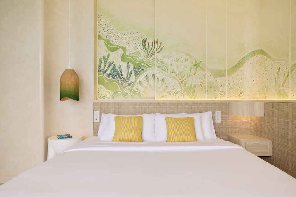 Overwater, Mirage, Pool, Sunrise, Villa, King Bed
