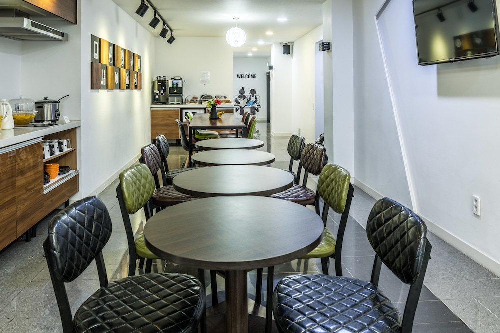 EKONOMY HOTEL HAEUNDAE 59/66