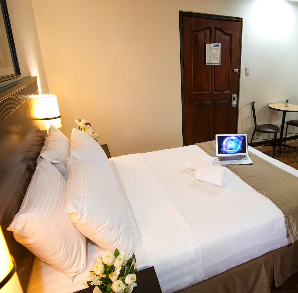 Fersal Hotel P Tuazon Cubao 41/55