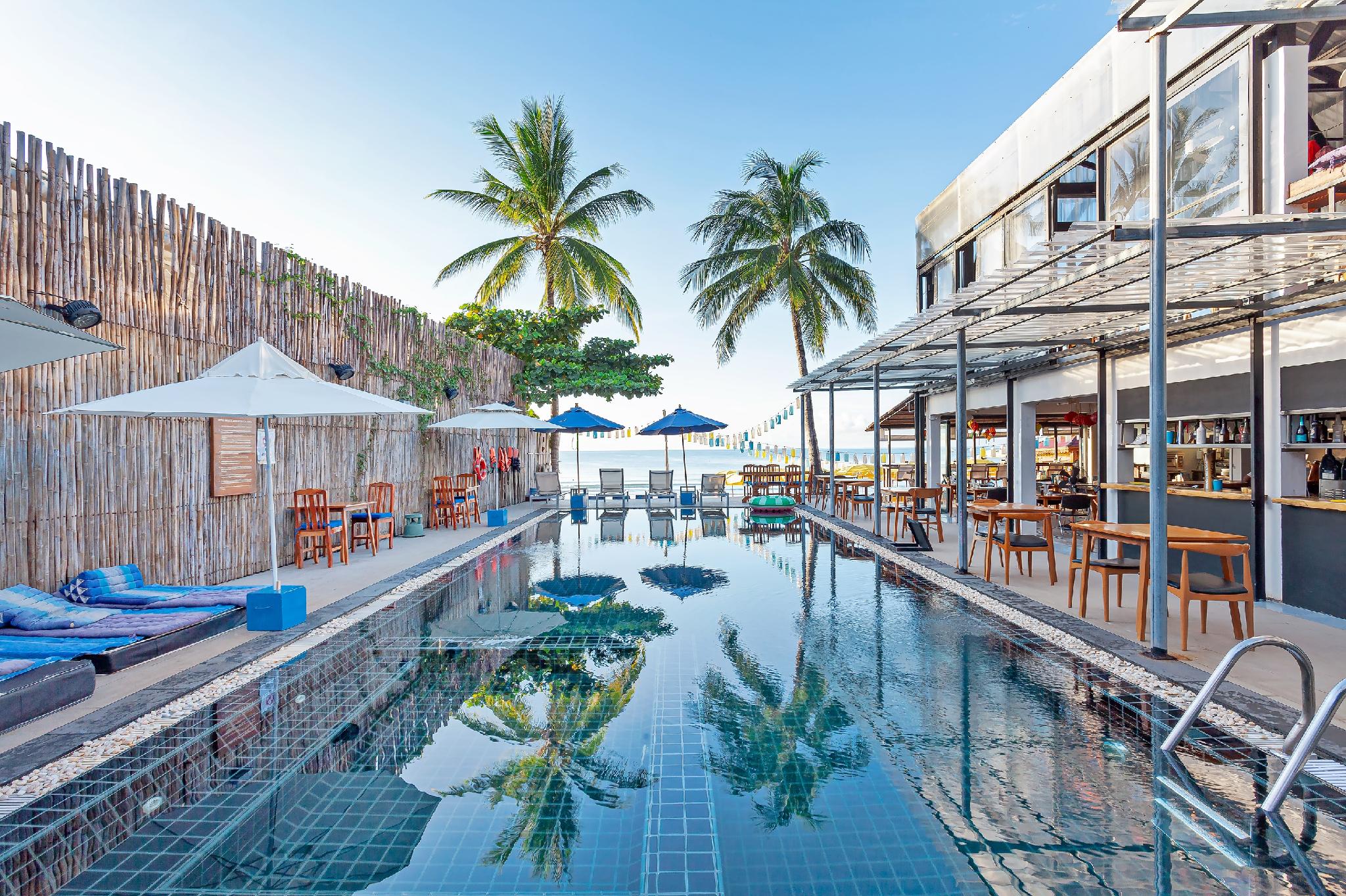 SUPERIOR TERRACE