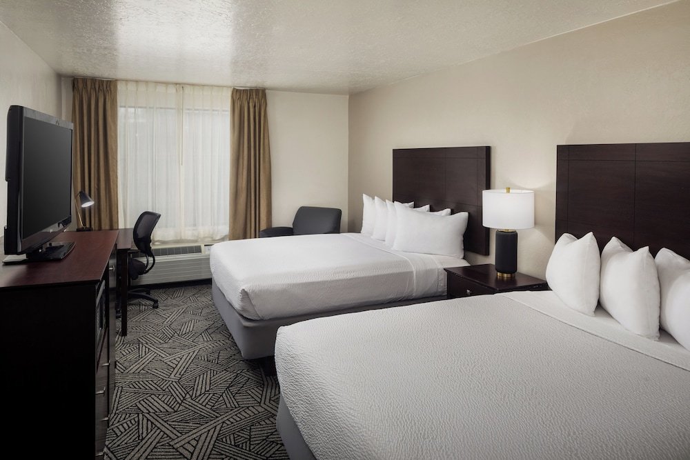 ROOM, 2 QUEEN BEDS
