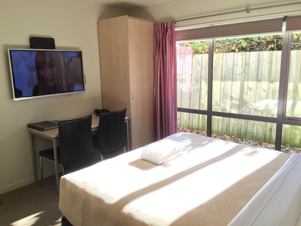 Alpha Motel Luxury Apartments 43/74
