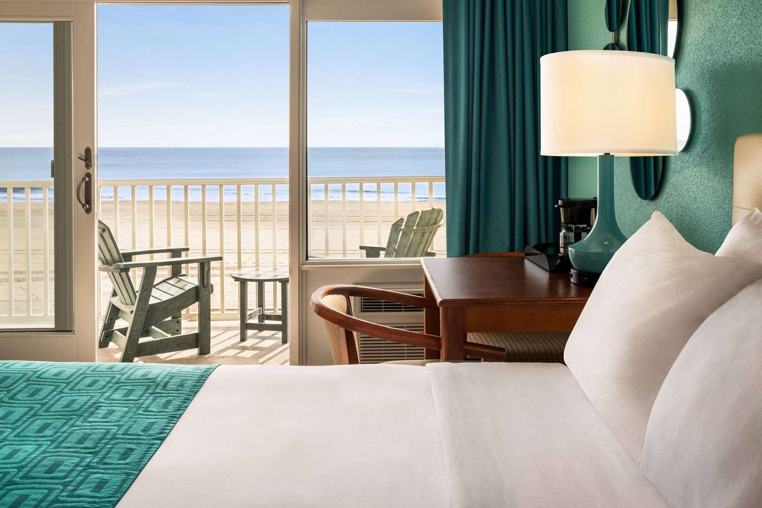 Howard Johnson By Wyndham Ocean City Oceanfront 30/50