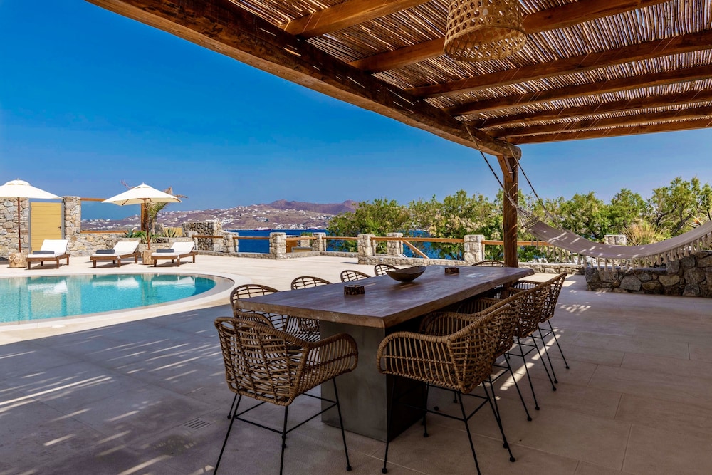 Villa Veneta Mykonos 12/23