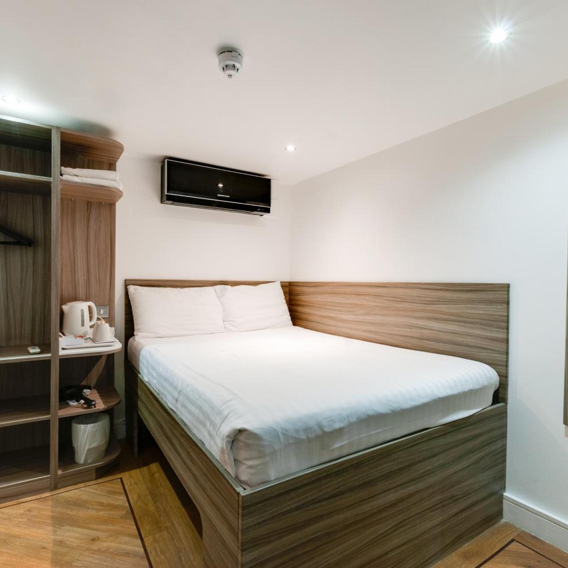Standard, Double Bed, No Window