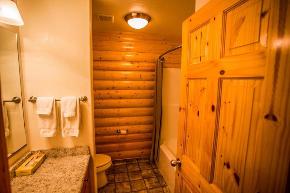 Bryce Country Cabins 33/70
