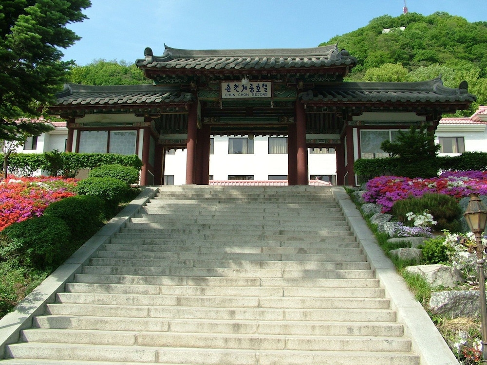 Sejong Hotel Chuncheon 25/26