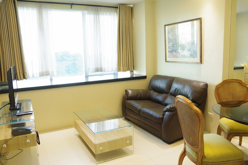 Home Solutions In Padgett Place 50/50