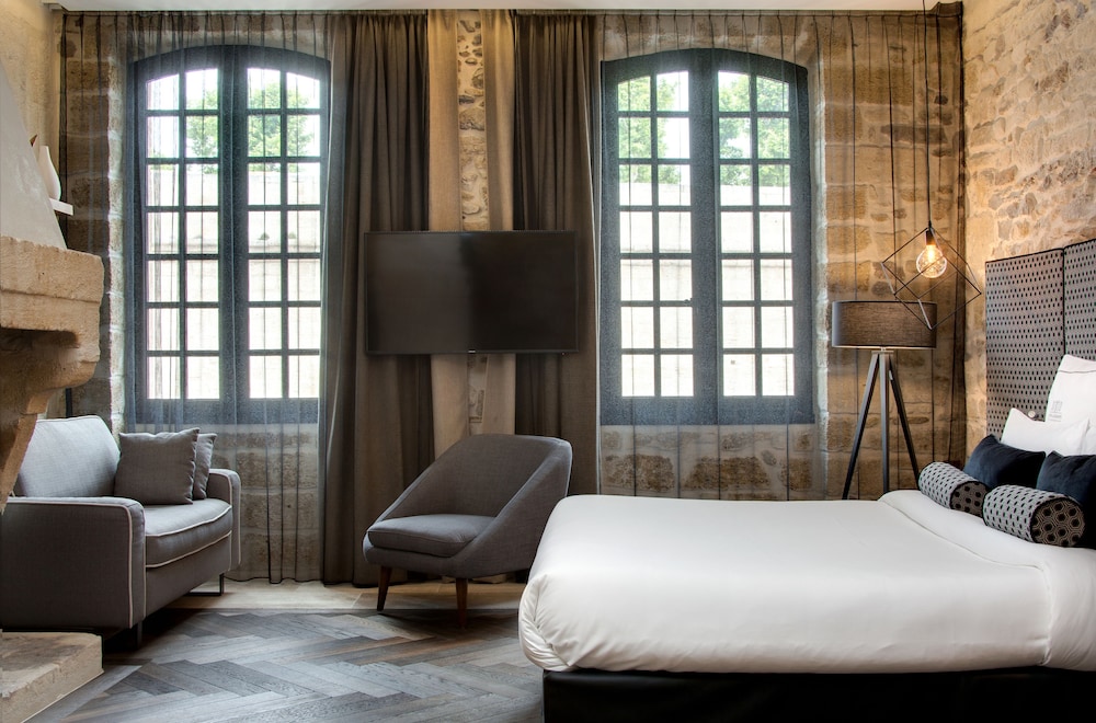 Boutique Hotel des Remparts 4/50