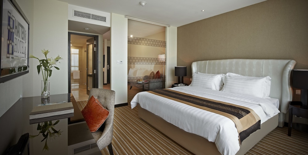 Hatten Hotel 18/68