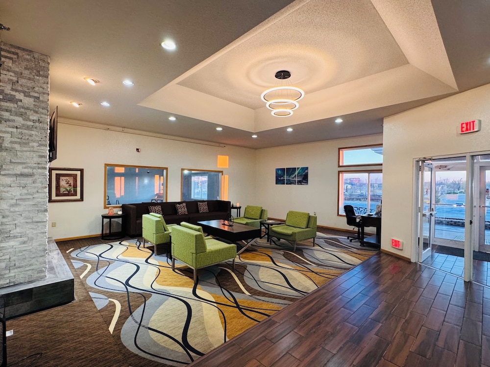 GrandStay Hotel & Suites Waseca 19/29