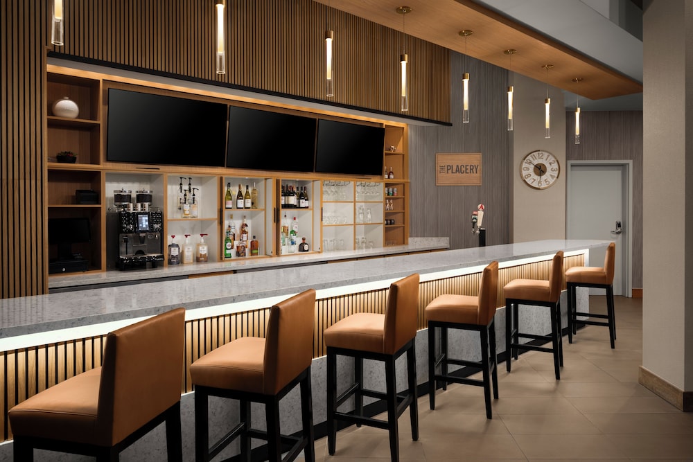 Hyatt Place Denver Cherry Creek 56/72
