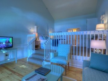 Spruce Point Inn Resort Spa 33/40