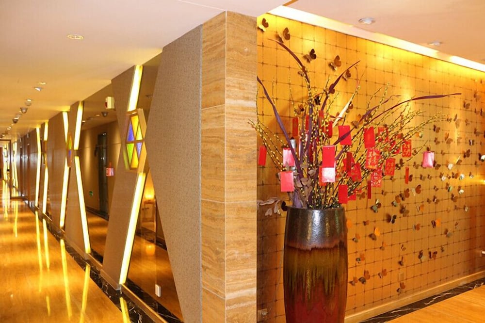 H-Hotel Riverside Chengdu 33/56