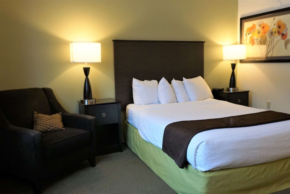 AmericInn by Wyndham Crookston U of M Crookston 9/32