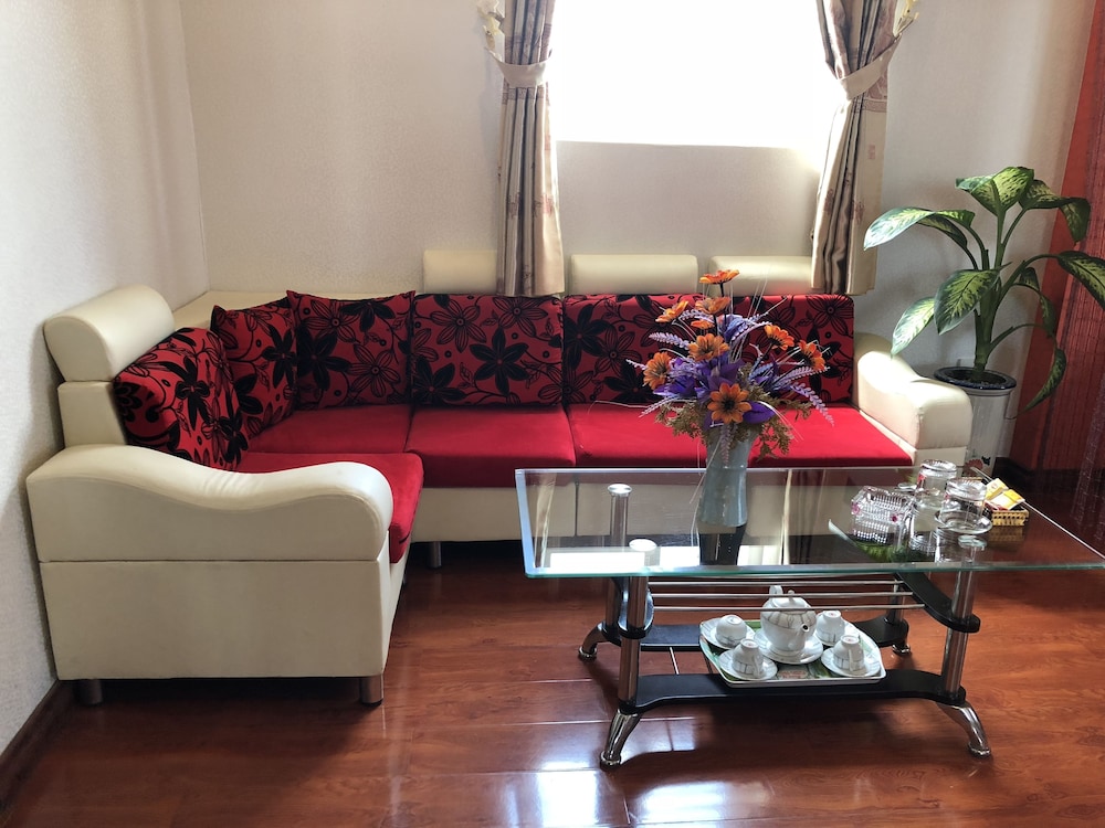 Linh Phuong 2 Hotel 42/64