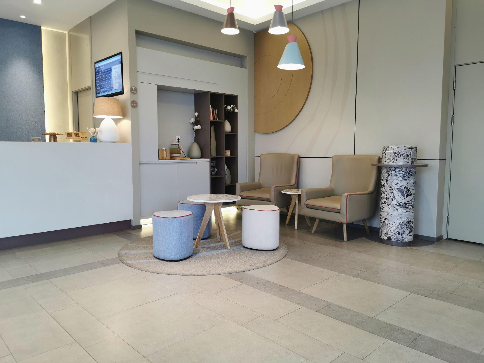 Home Inn (Jinhua Municipal Government Bayi South Street Subway Station) 17/49