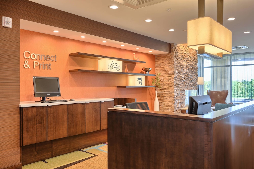Lobby at Fairfield Inn Suites Philadelphia Willow Grove, WILLOW GROVE - PA