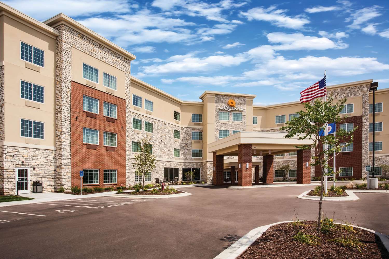 La Quinta Inn & Suites by Wyndham St. Paul-Woodbury 37/46
