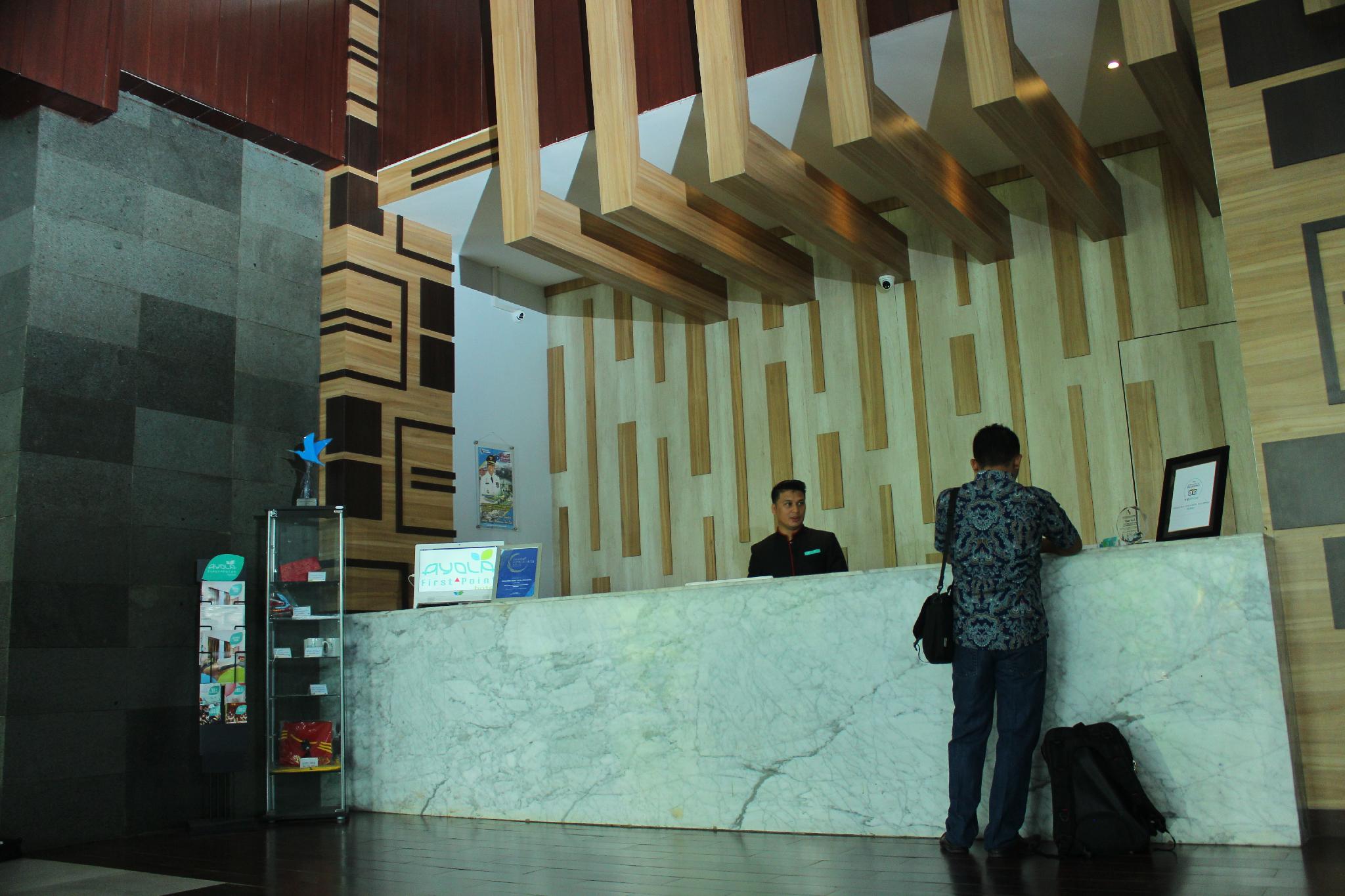 Ayola First Point Hotel Pekanbaru 11/48