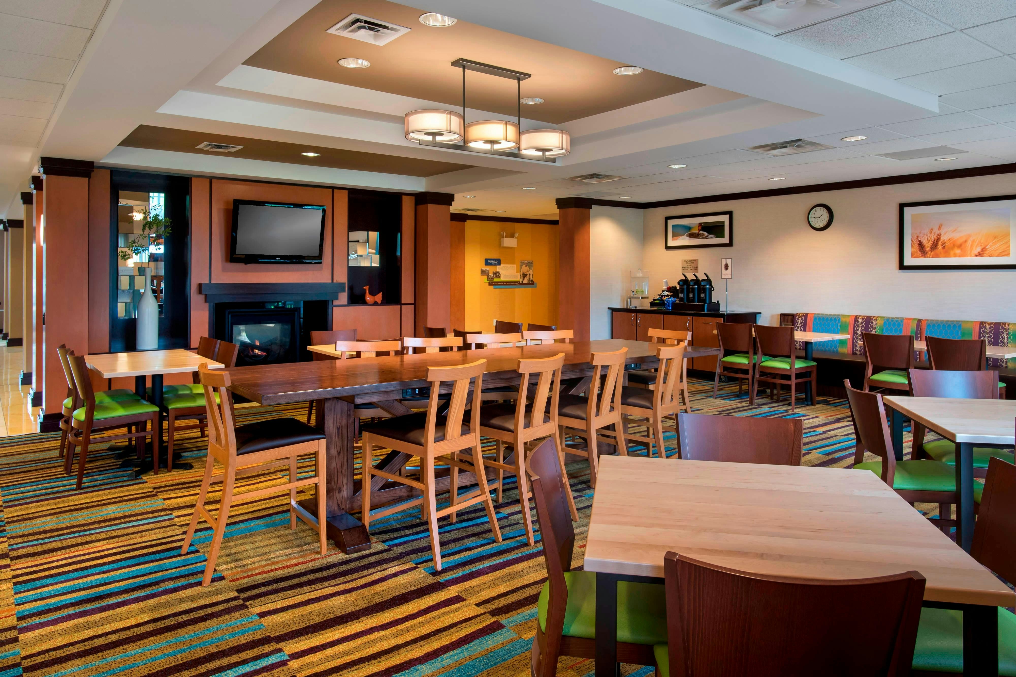 Fairfield Inn Suites Verona 10/12