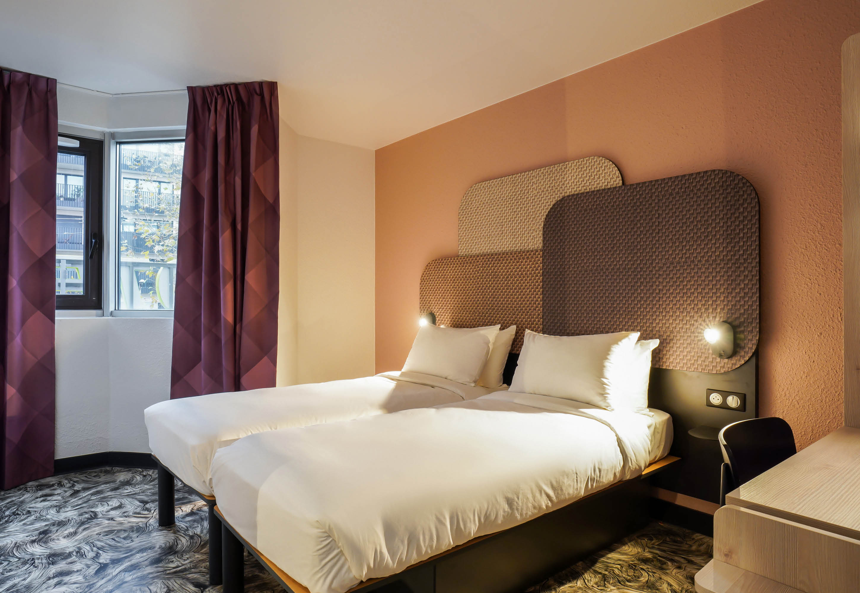 STANDARD, TWIN BEDS