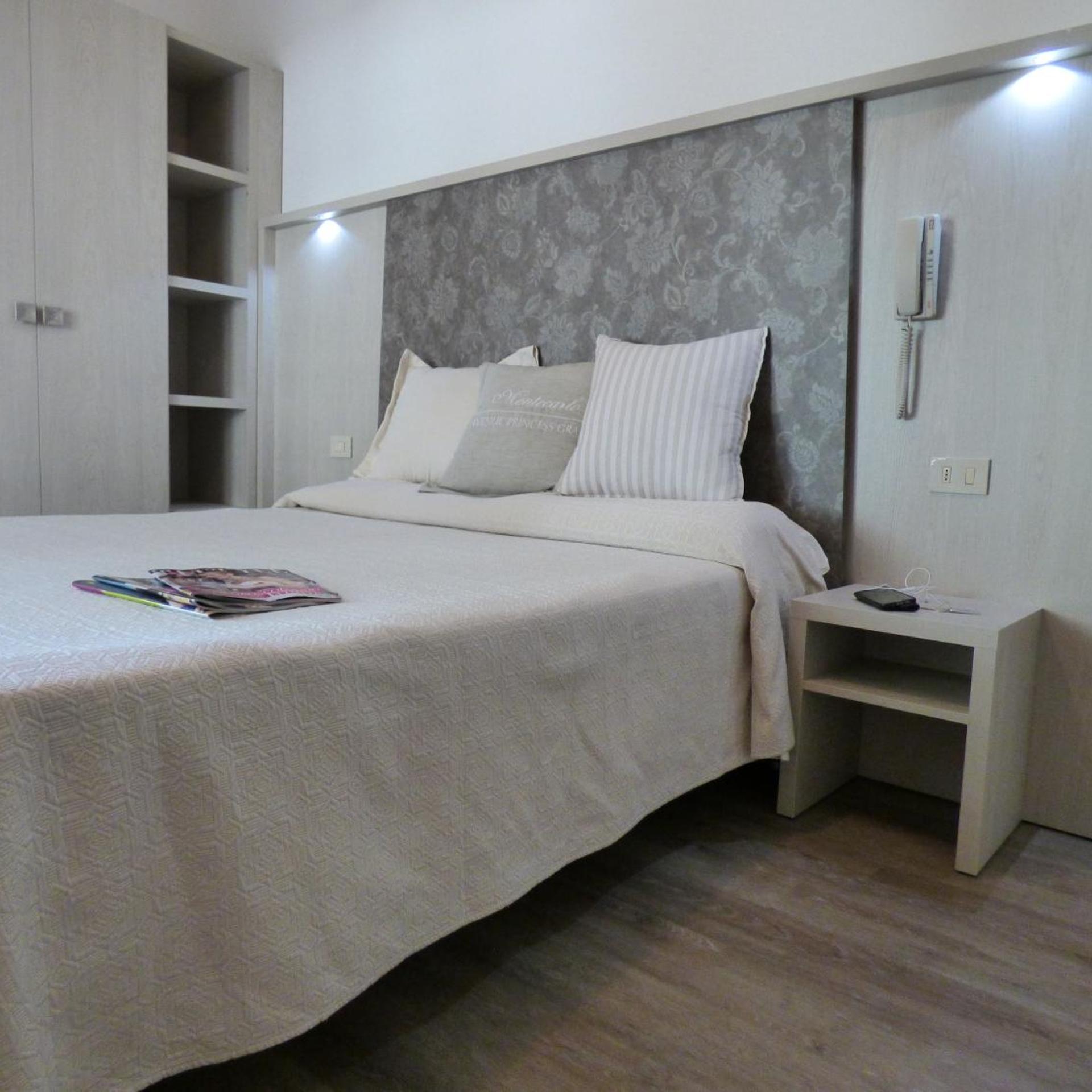 Hotel Astra 24/56