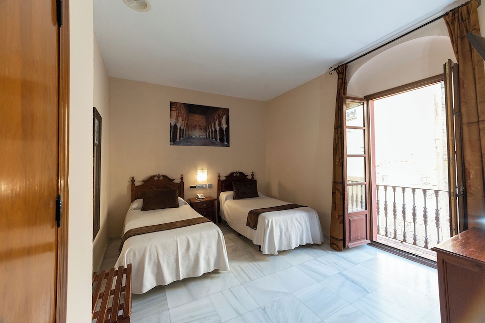 Hotel Mezquita 18/50
